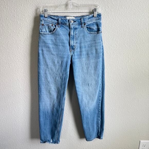 Abercrombie & Fitch the Mom Jeans Women's 28/6 High Rise Light Wash Stretch - Picture 1 of 6
